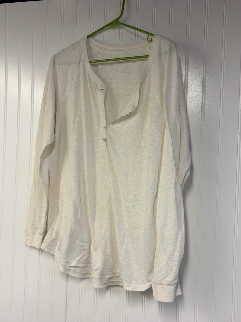 American Eagle Women's Cream Long-Sleeve Henley Top XXL